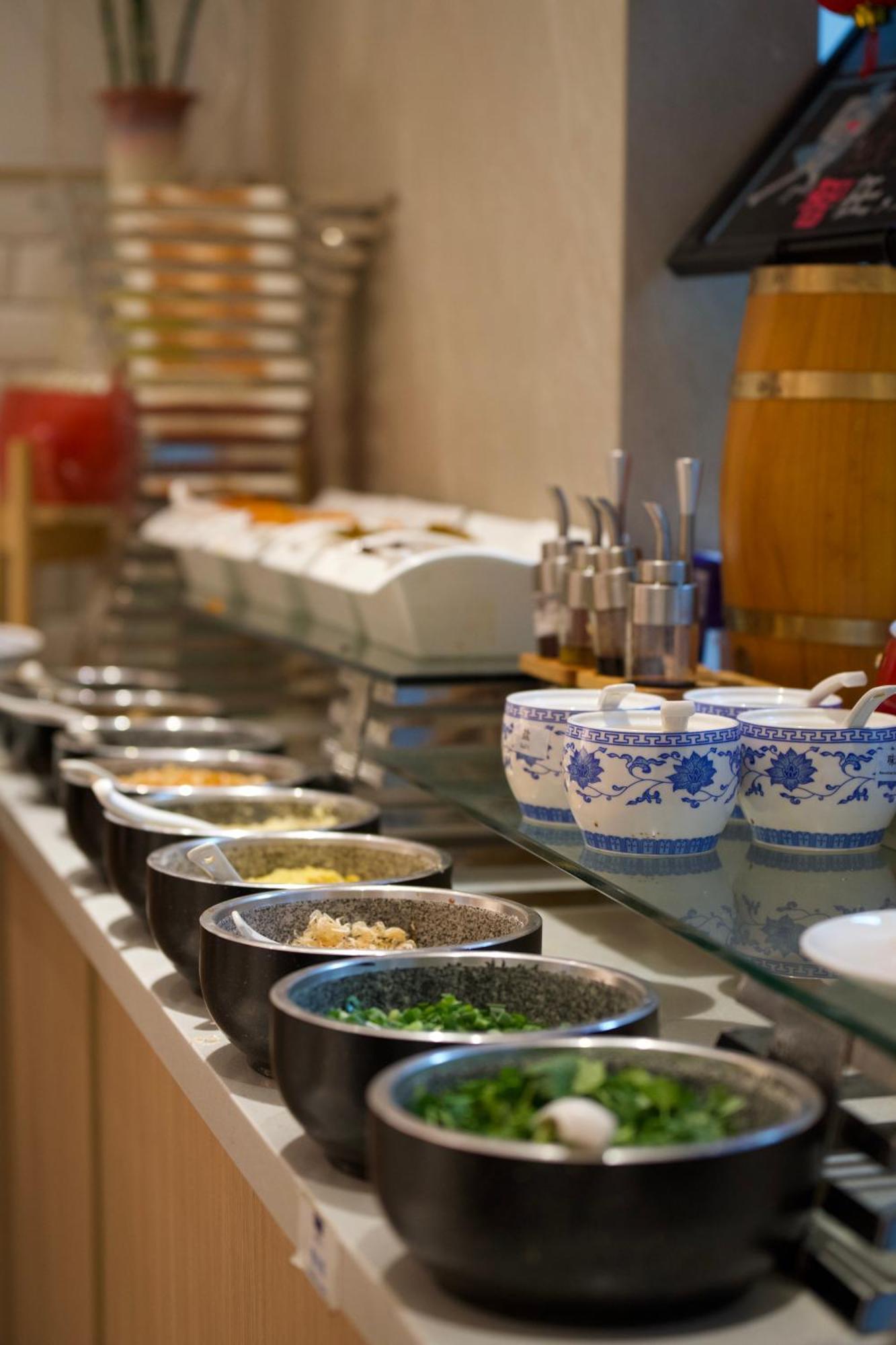 Holiday Inn Express Chengdu Tianfu Square By Ihg - Chunxi Road And Kuanzhai Alley Luaran gambar